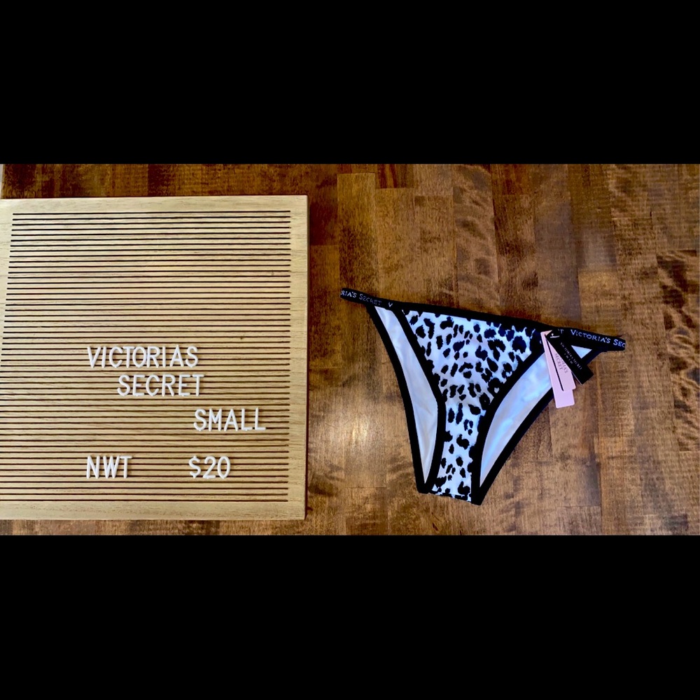 VS Bikini Bottoms, Size Small. NWT!!